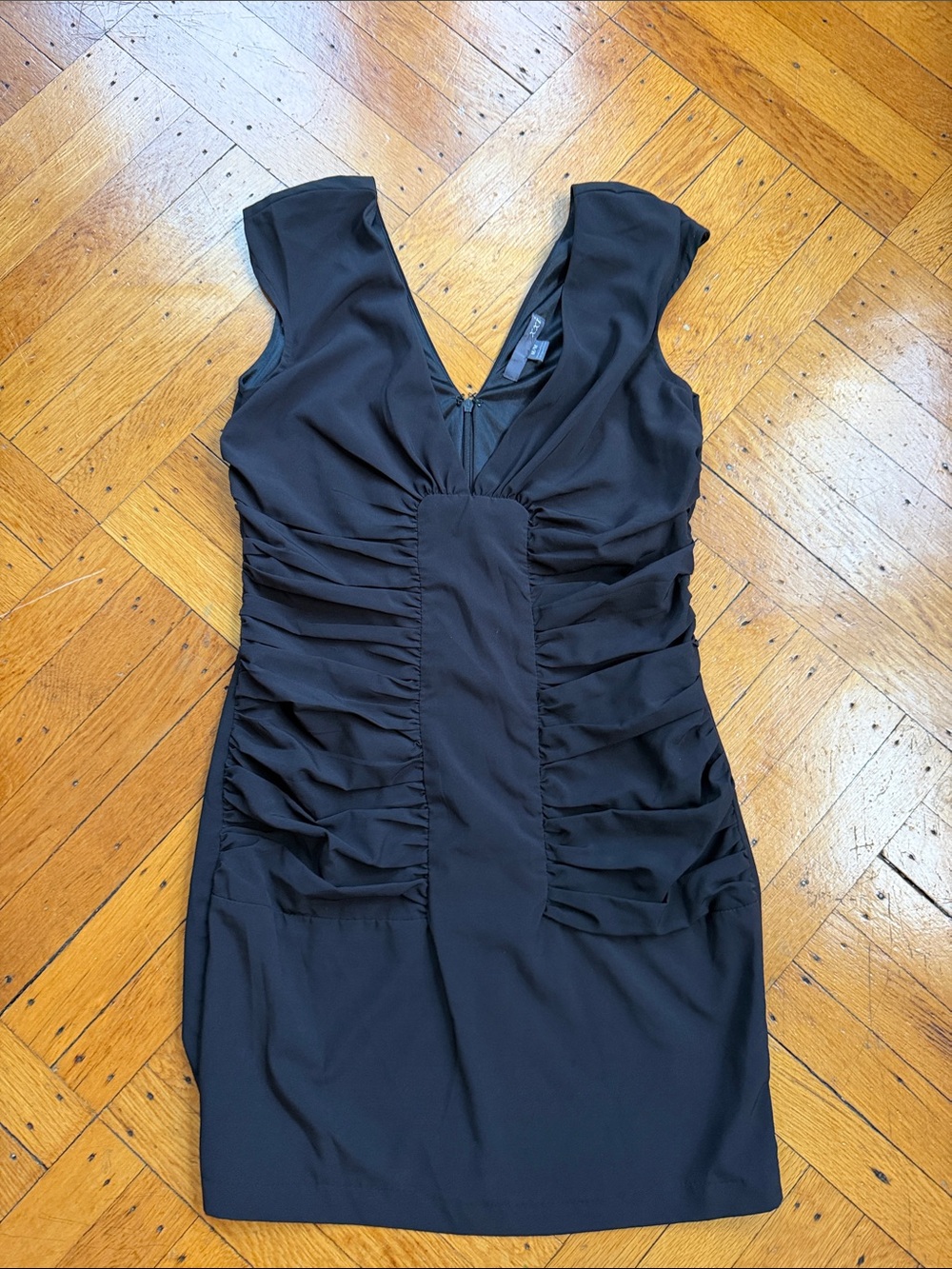 Forever 21 Black Ruched V-Neck Mini Sheath Dress
